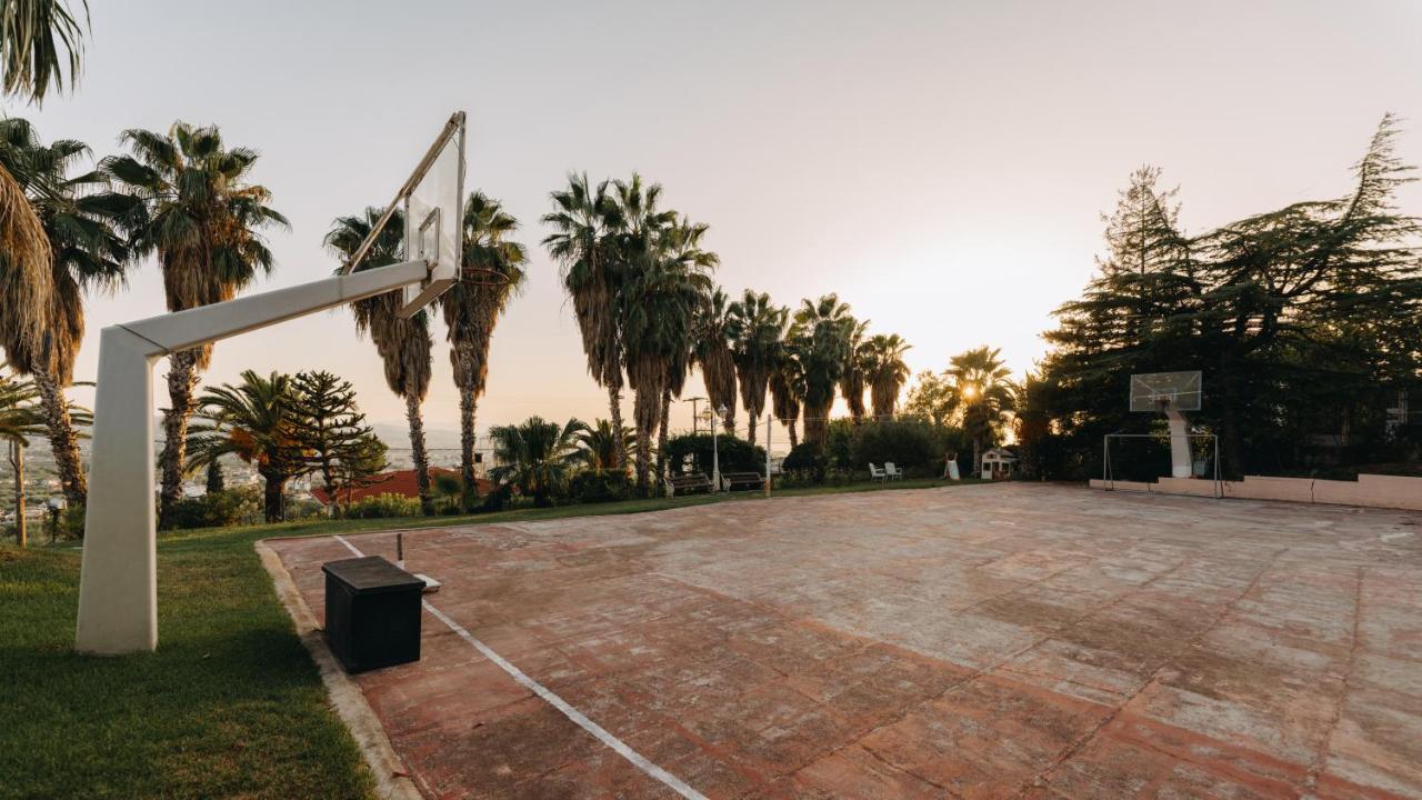 Crystal Villa Patras Bagian luar foto