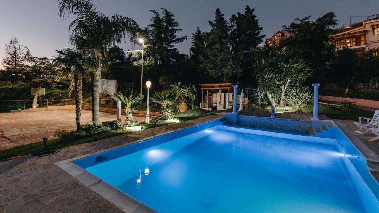 Crystal Villa Patras Bagian luar foto