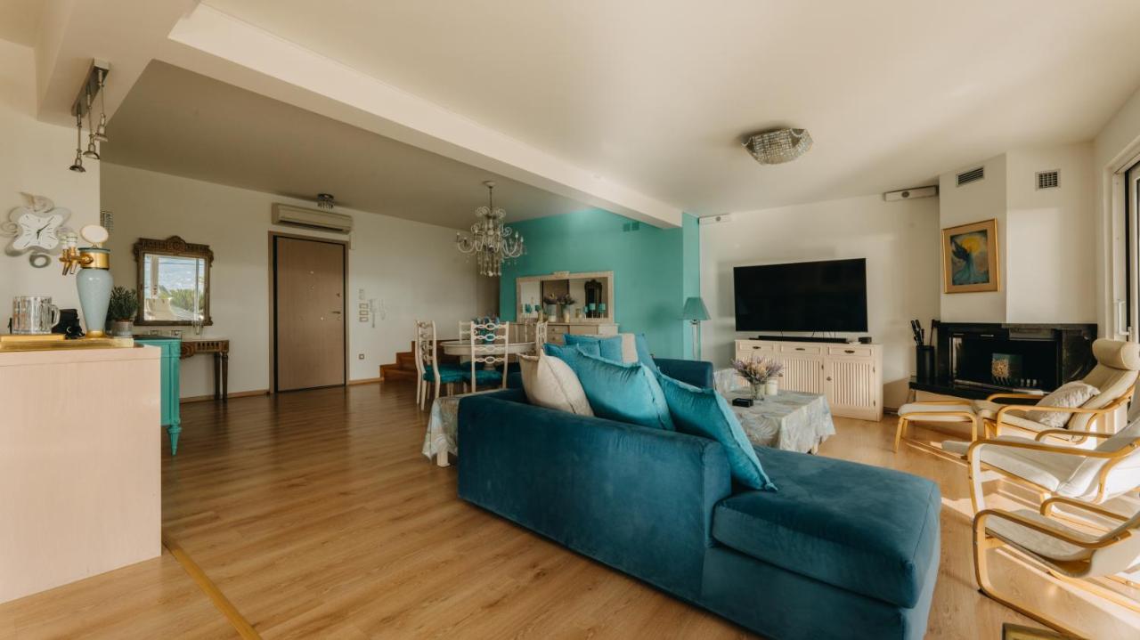 Crystal Villa Patras Bagian luar foto